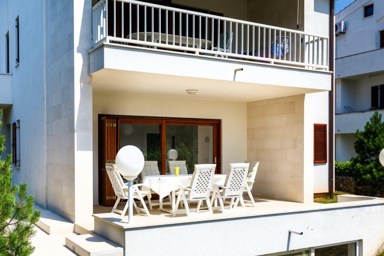 Apartman Jezevac Krk Town Exterior photo